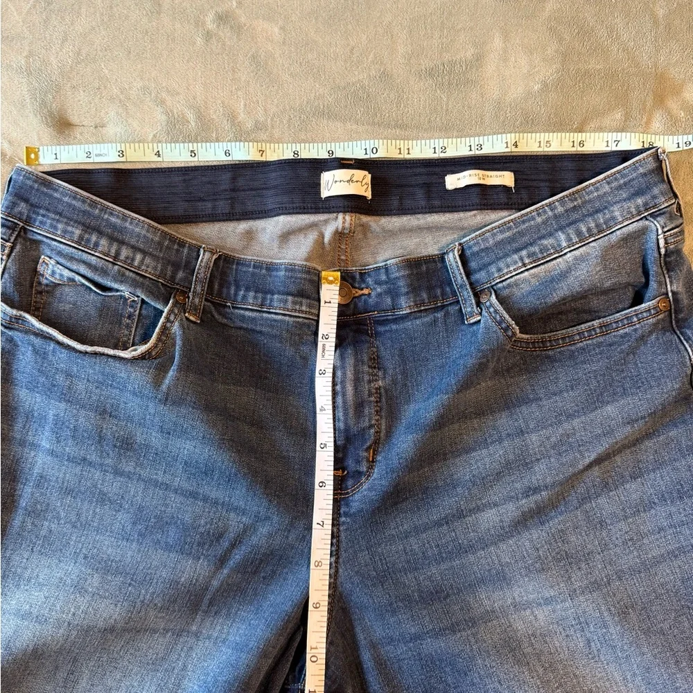 Wonderly Straight Leg Jeans in Deep Blue - Picture 4 of 6